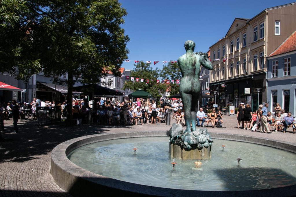 Kloge hoveder ryger i baljen © SønderborgNYT