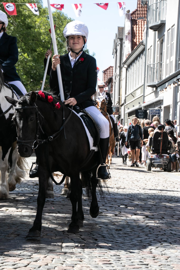 Ryttere og musik gennem byen © SønderborgNYT