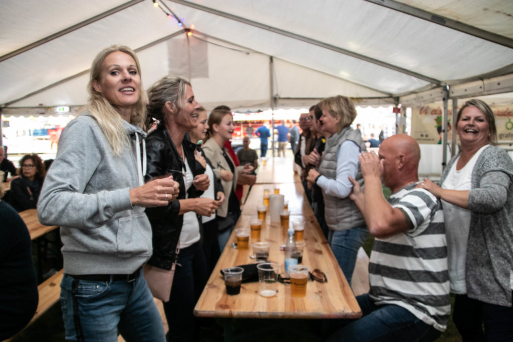 Festaften med musik, øl og gin © SønderborgNYT.