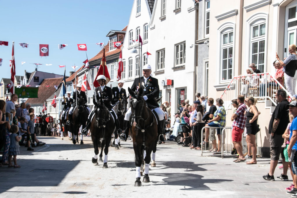 Søndagens rytteroptog © Sønderborgnyt