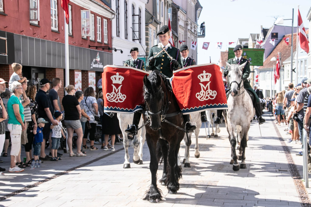 Søndagens rytteroptog © Sønderborgnyt
