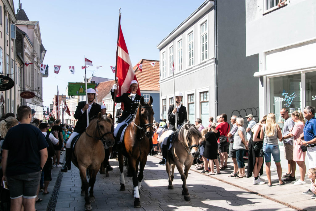 Søndagens rytteroptog © Sønderborgnyt