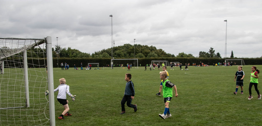 Regn og fodbold © SønderborgNYT