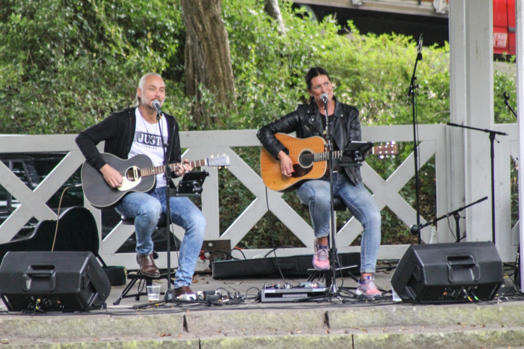 Parkunderholdning – Foto: Torben Sievertsen