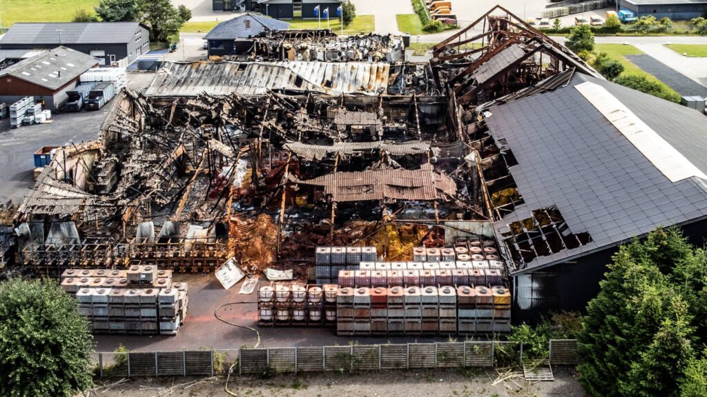 Efter branden © BACHs Foto