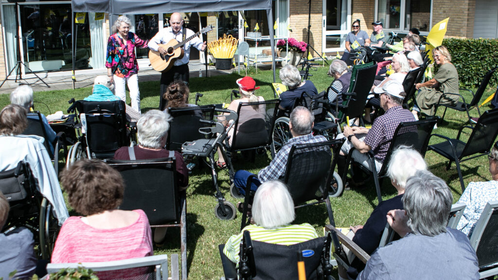 Gul fest. Foto: Ole Kæhler