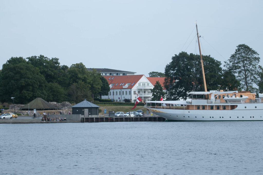 Vandkanten. Foto: Ole Kæhler