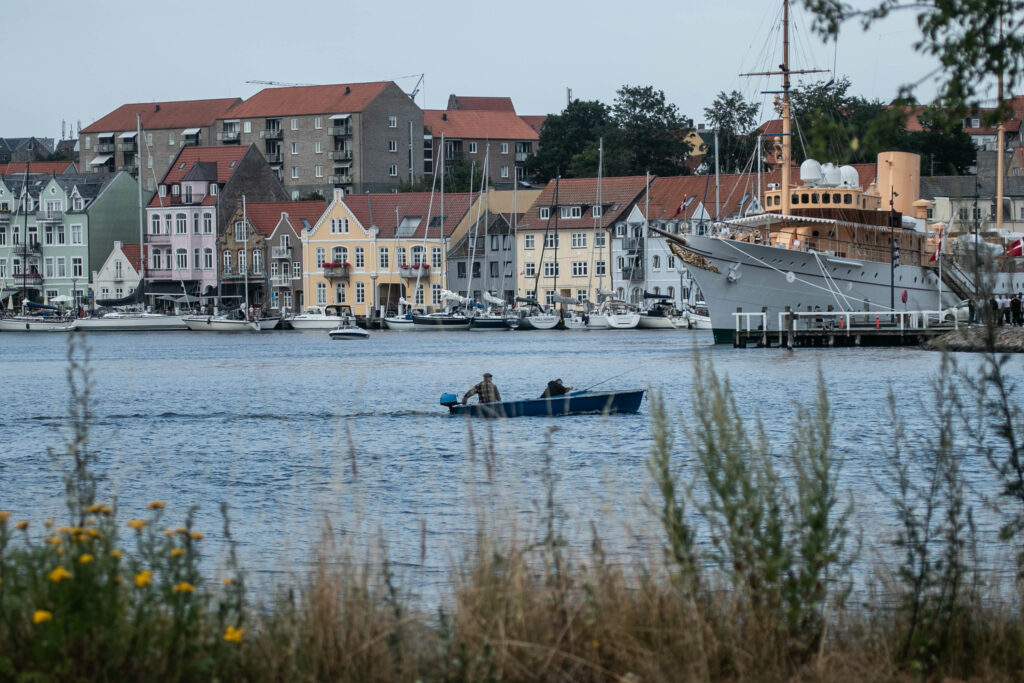 Vandkanten. Foto: Ole Kæhler