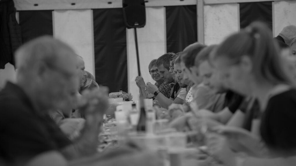 Fest på Kær. Foto: Bachs Foto