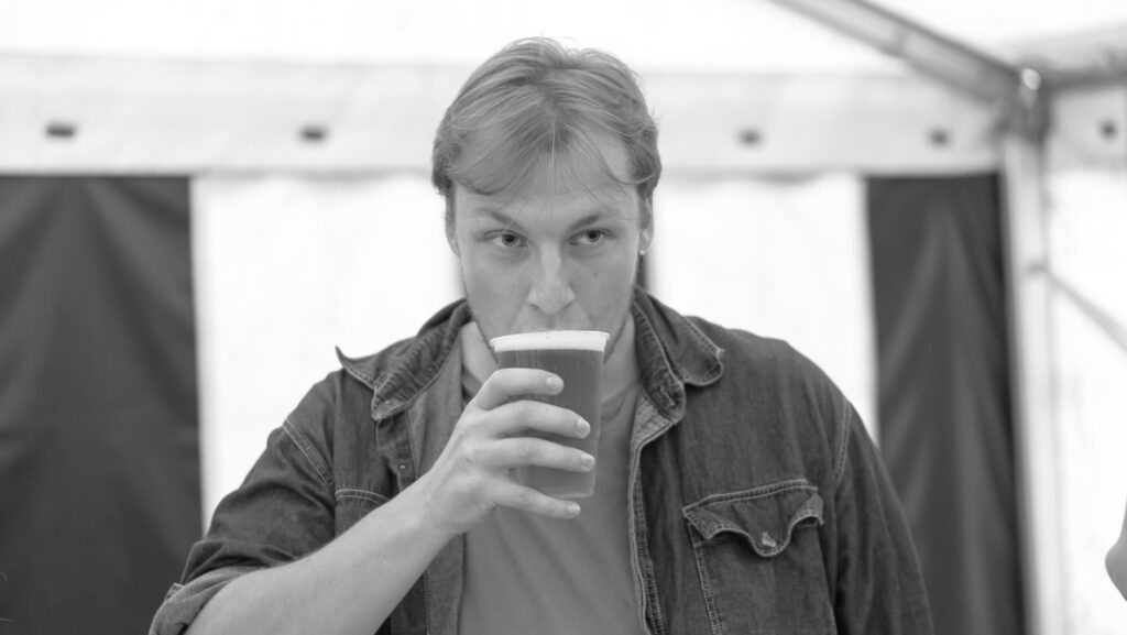 Fest på Kær. Foto: Bachs Foto