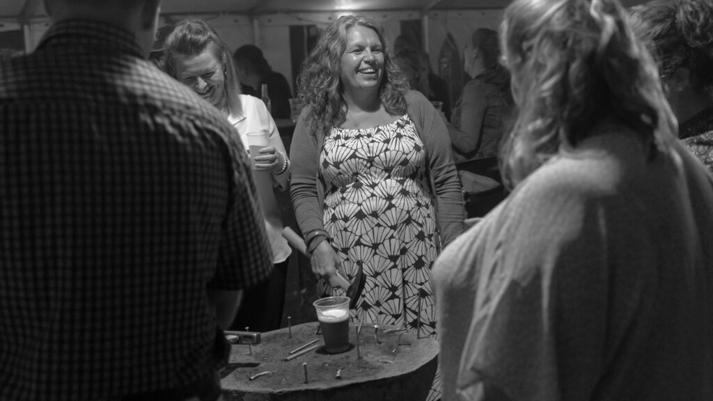 Fest på Kær. Foto: Bachs Foto