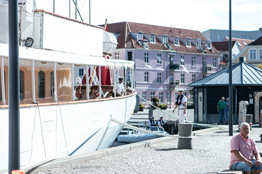 Dannebrog. Foto: Ole Kæhler