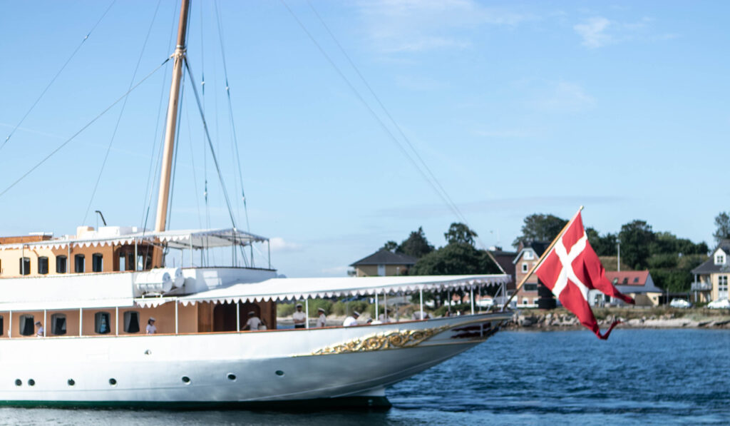 Dannebrog. Foto: Ole Kæhler
