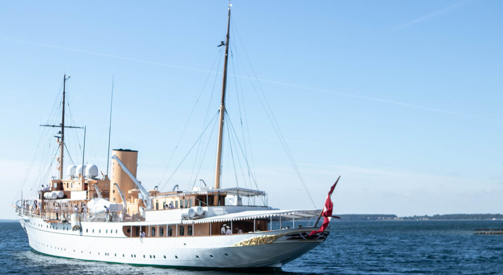 Dannebrog. Foto: Ole Kæhler