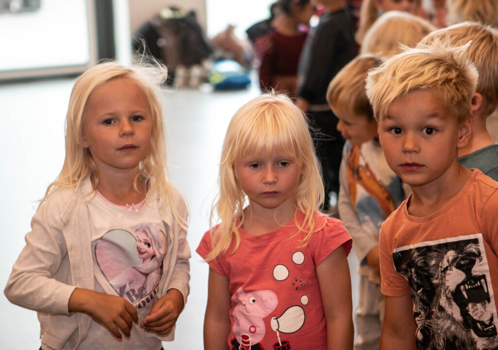 De små synger. Foto: Ole Kæhler