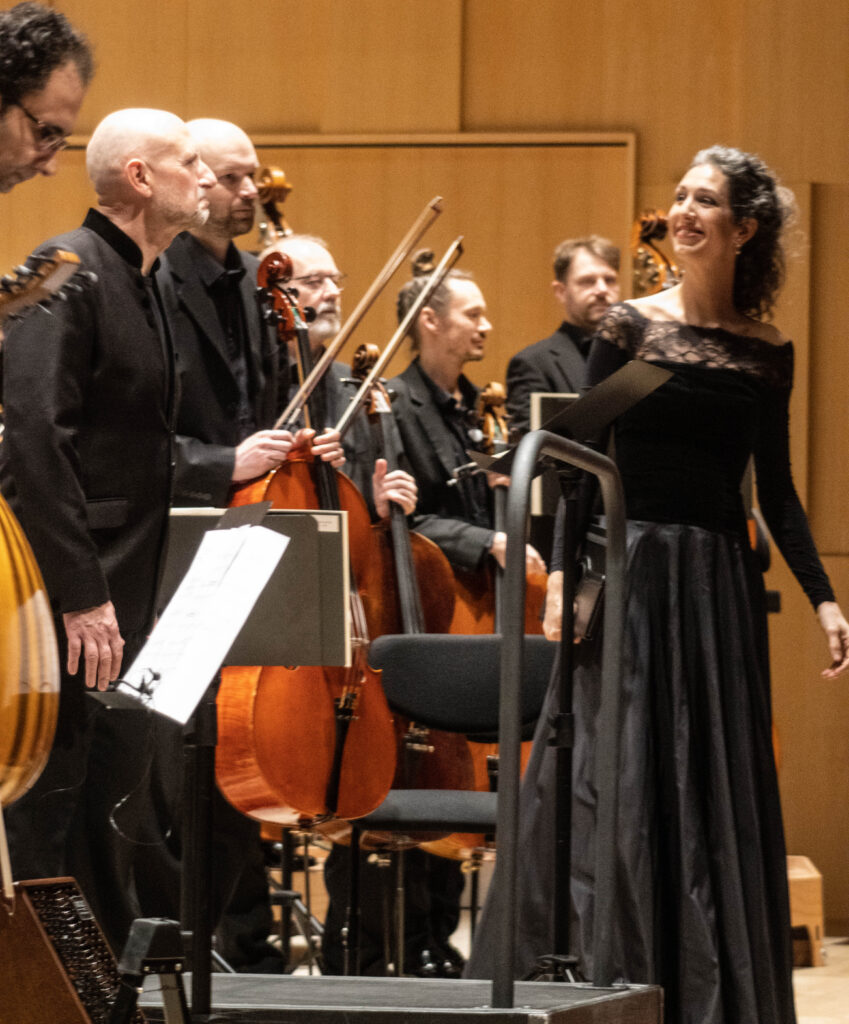 Kor & orkester. Foto: Ole Kæhler