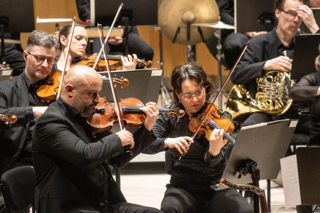Kor & orkester. Foto: Ole Kæhler
