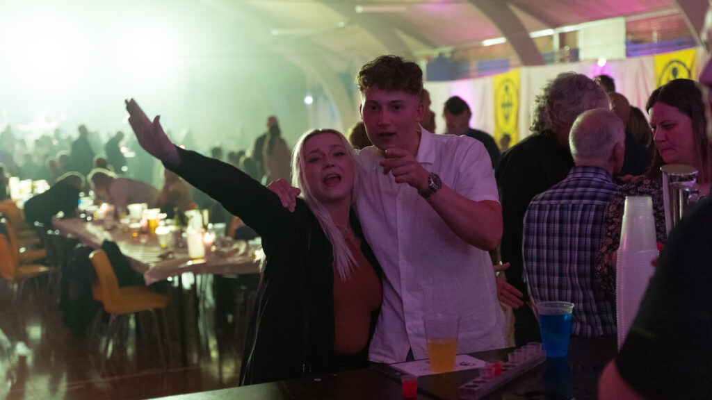 Halbal. Bachs Foto