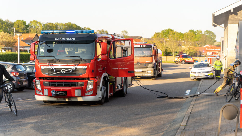 Kollegiebrand. Bachs FOTO