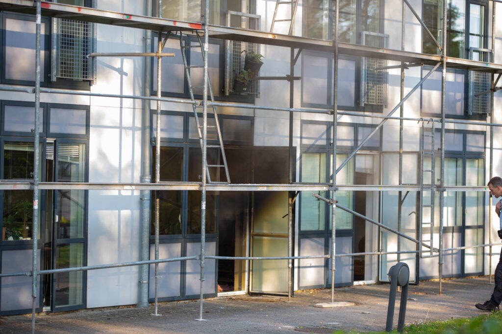 Kollegiebrand. Bachs FOTO