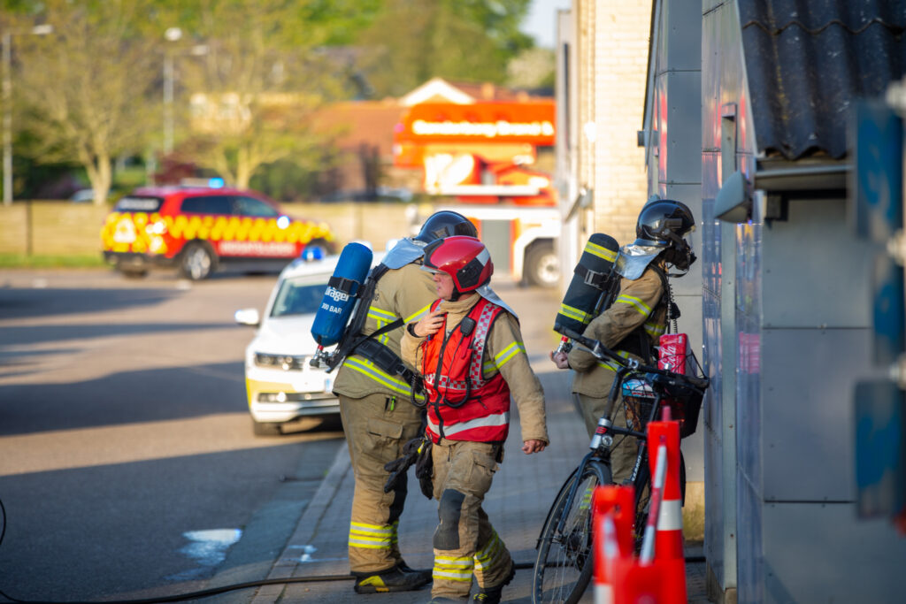 Kollegiebrand. Bachs FOTO