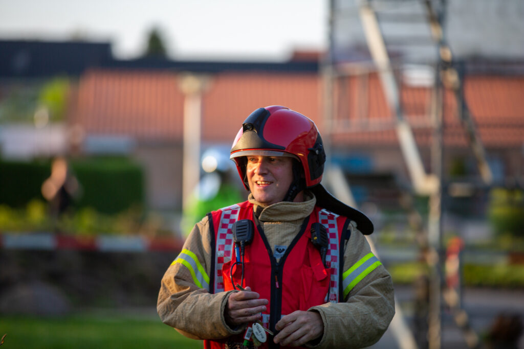 Kollegiebrand. Bachs FOTO
