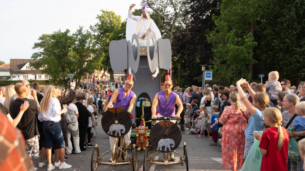 Cykeloptog. Bachs FOTO