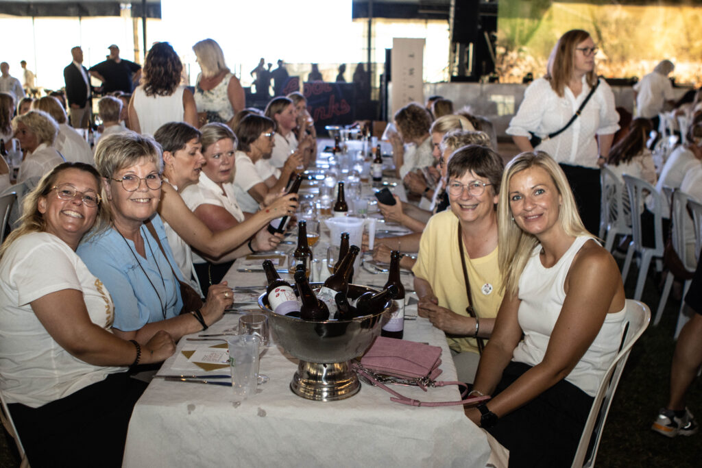 Damefrokosten. Foto: Ole Kæhler