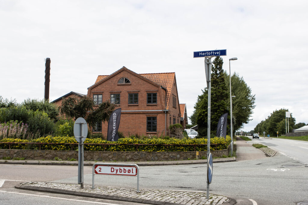 Sandholdt Biler. Foto: Ole Kæhler