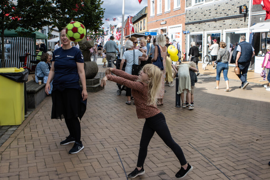 Markedsdag. Foto: Ole Kæhler