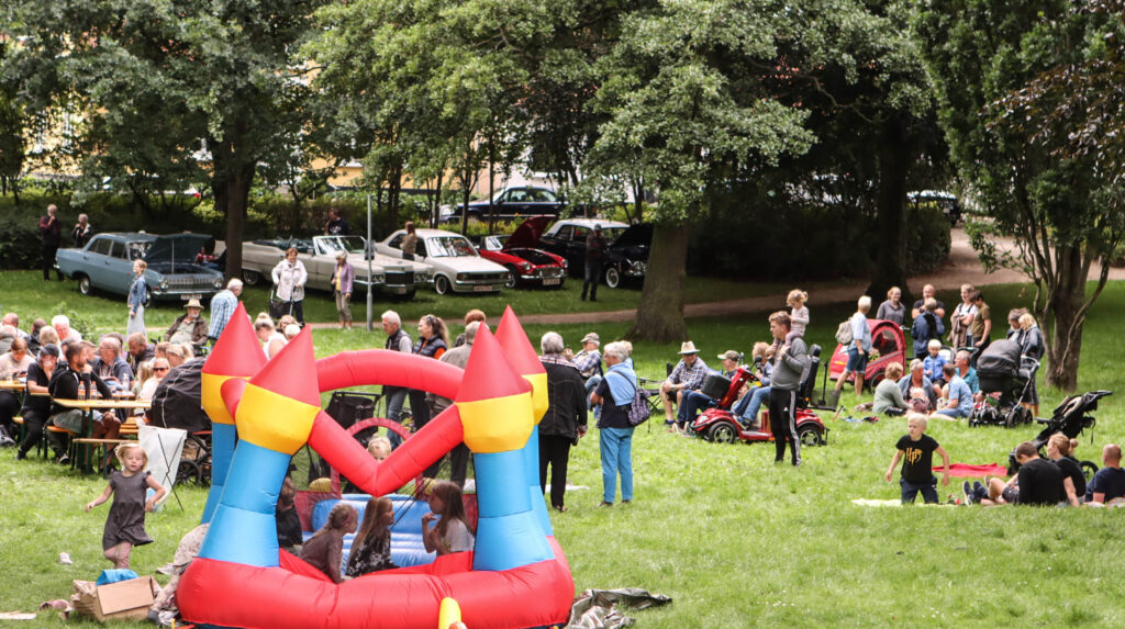 Parkunderholdning. Foto: Ole Kæhler
