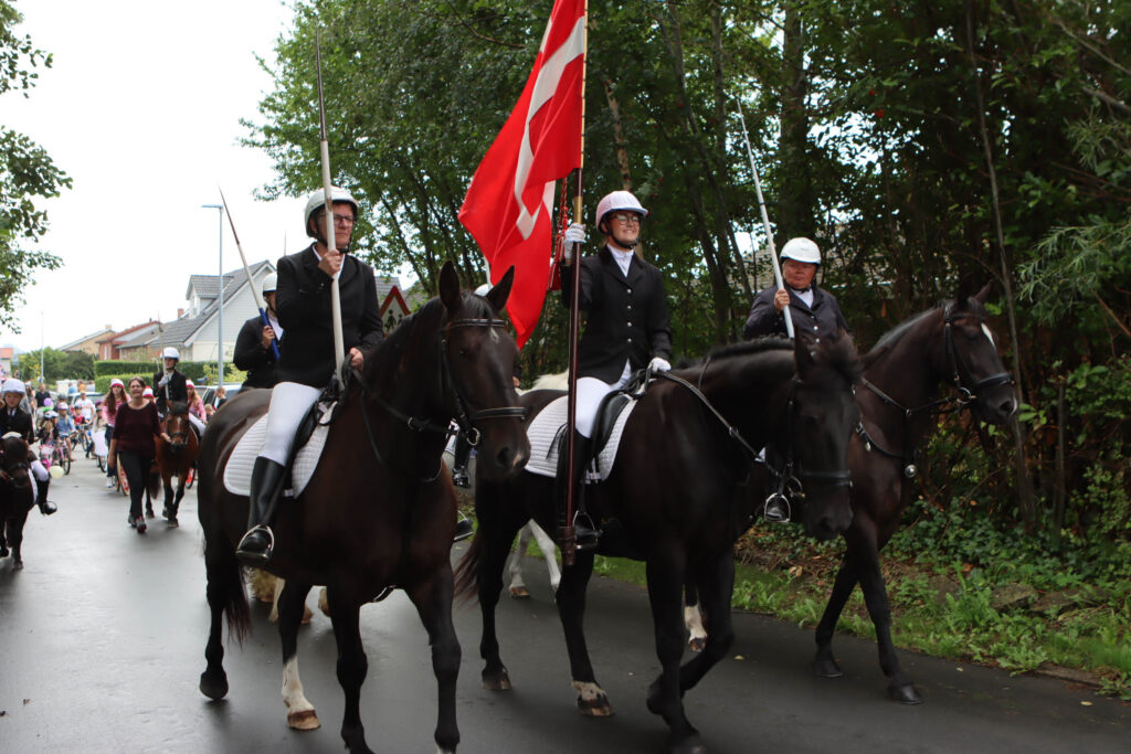 Lørdagsoptog. Foto: Ole Kæhler