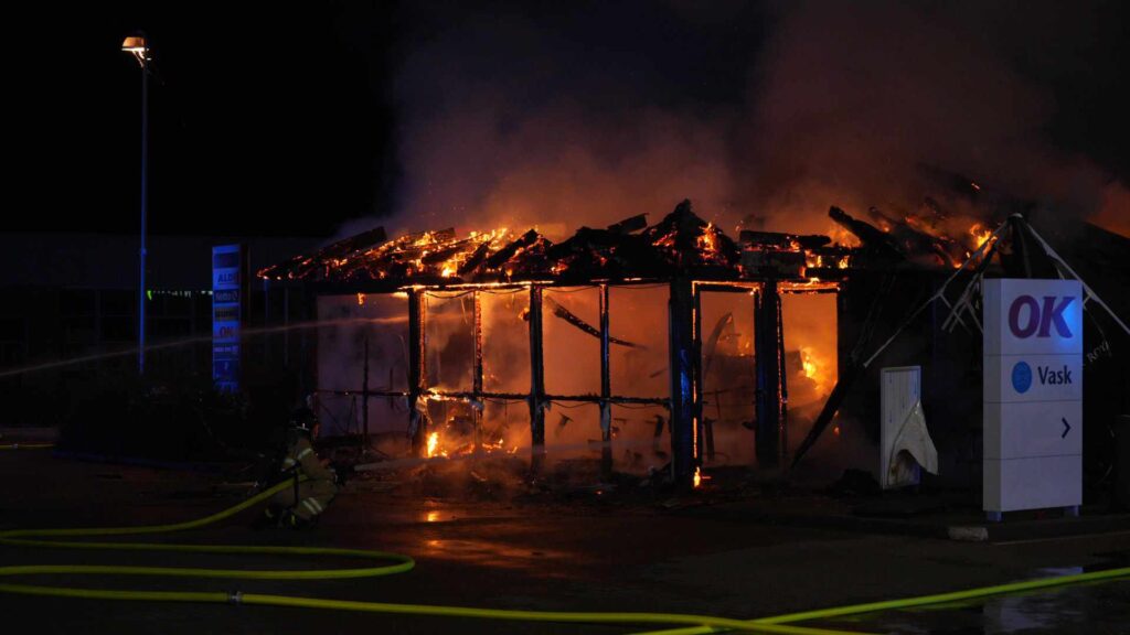 Grillbar i brand. Bachs FOTO