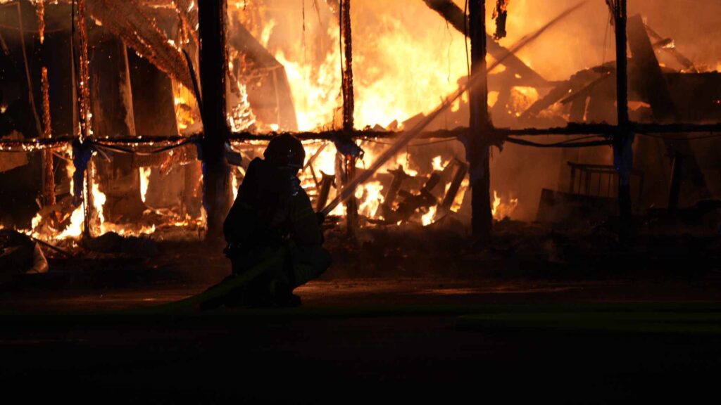 Grillbar i brand. Bachs FOTO