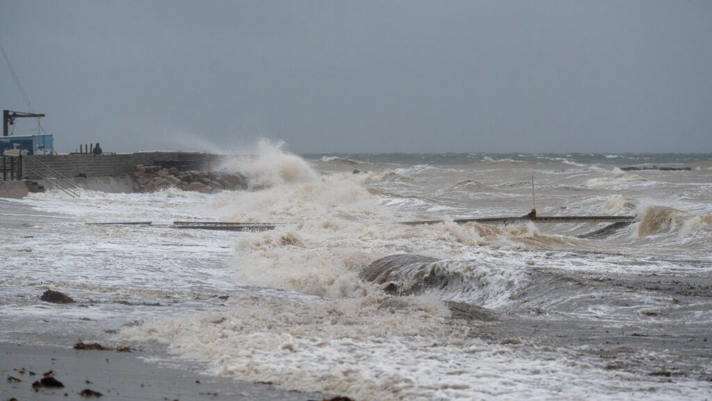 Stormflod: Bachs FOTO & Ole Kæhler