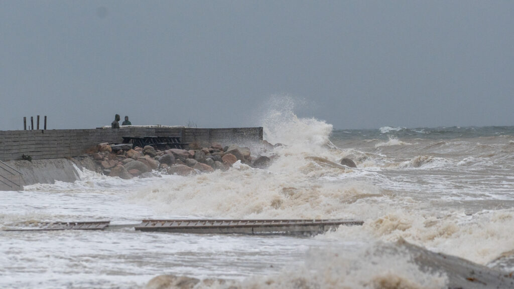 Stormflod: Bachs FOTO & Ole Kæhler