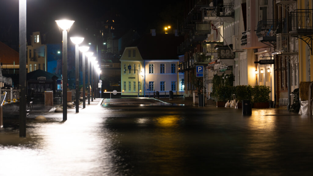 Stormflod: Bachs FOTO
