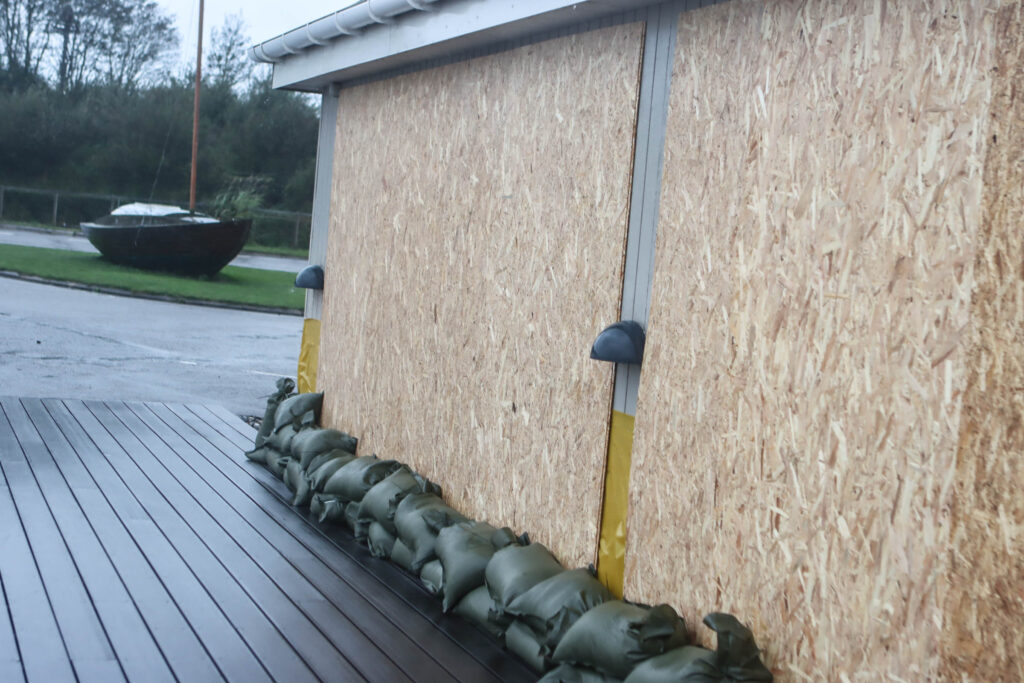 Stormflod: Bachs FOTO & Ole Kæhler