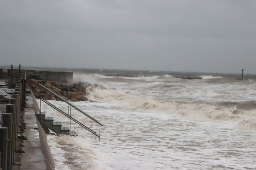 Stormflod: Bachs FOTO & Ole Kæhler