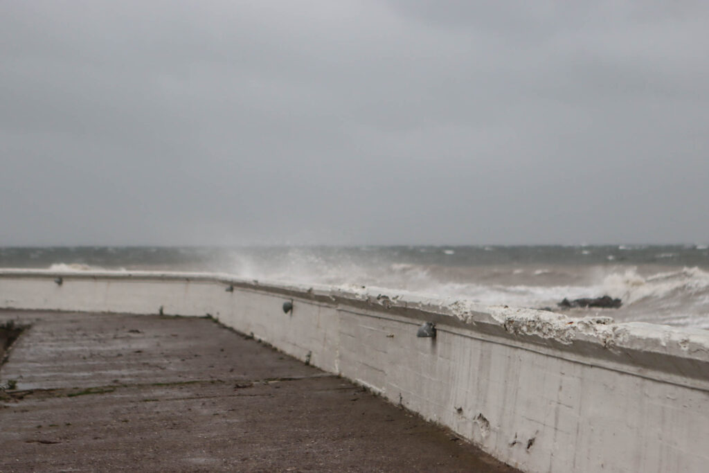 Stormflod: Bachs FOTO & Ole Kæhler