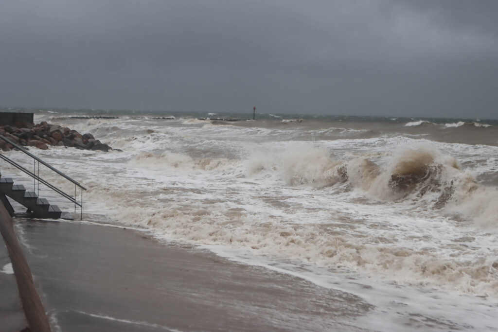 Stormflod: Bachs FOTO & Ole Kæhler