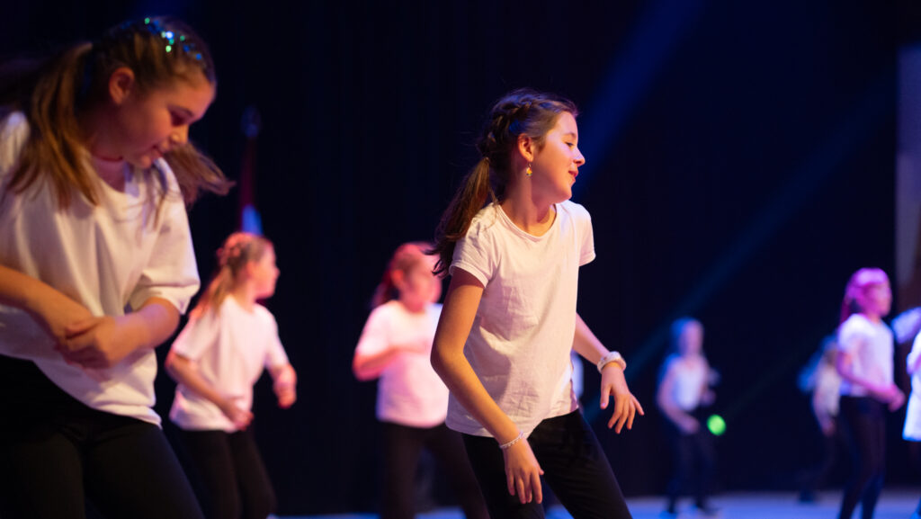 PS Dance. BACHS FOTO