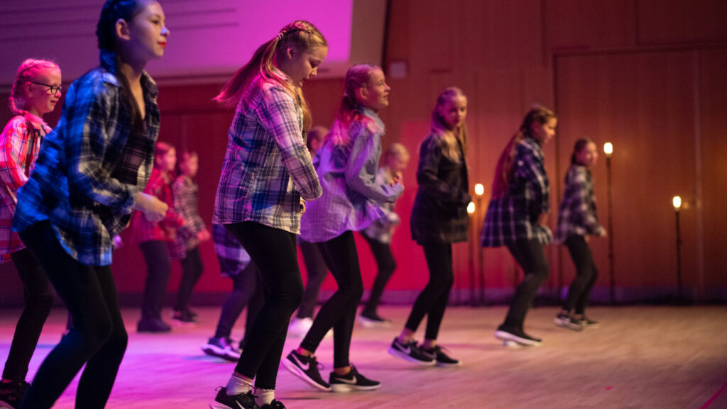 PS Dance. BACHS FOTO