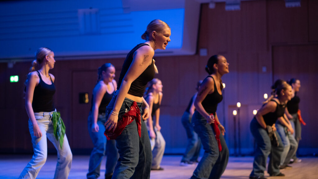 PS Dance. BACHS FOTO