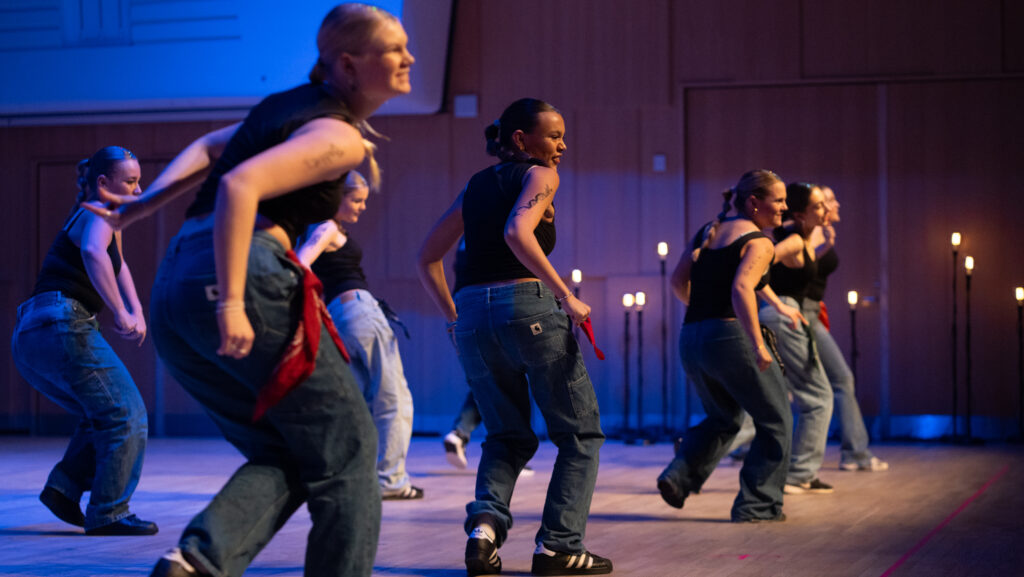 PS Dance. BACHS FOTO