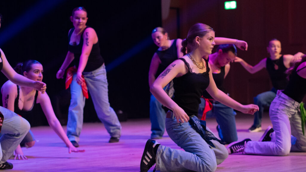 PS Dance. BACHS FOTO