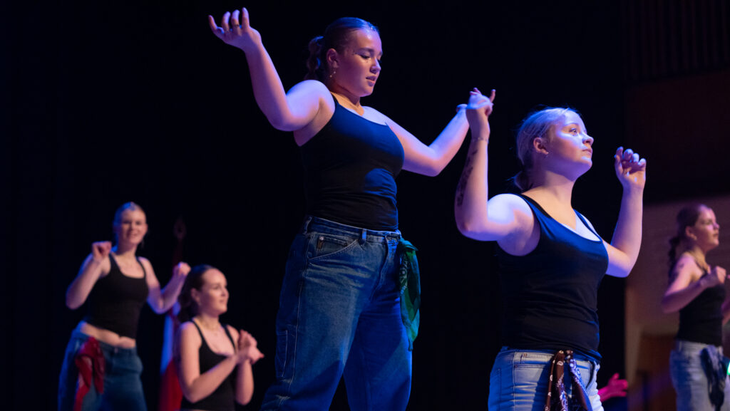 PS Dance. BACHS FOTO