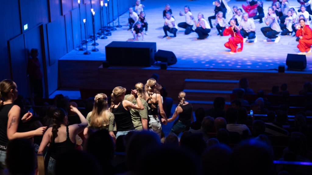 PS Dance. BACHS FOTO