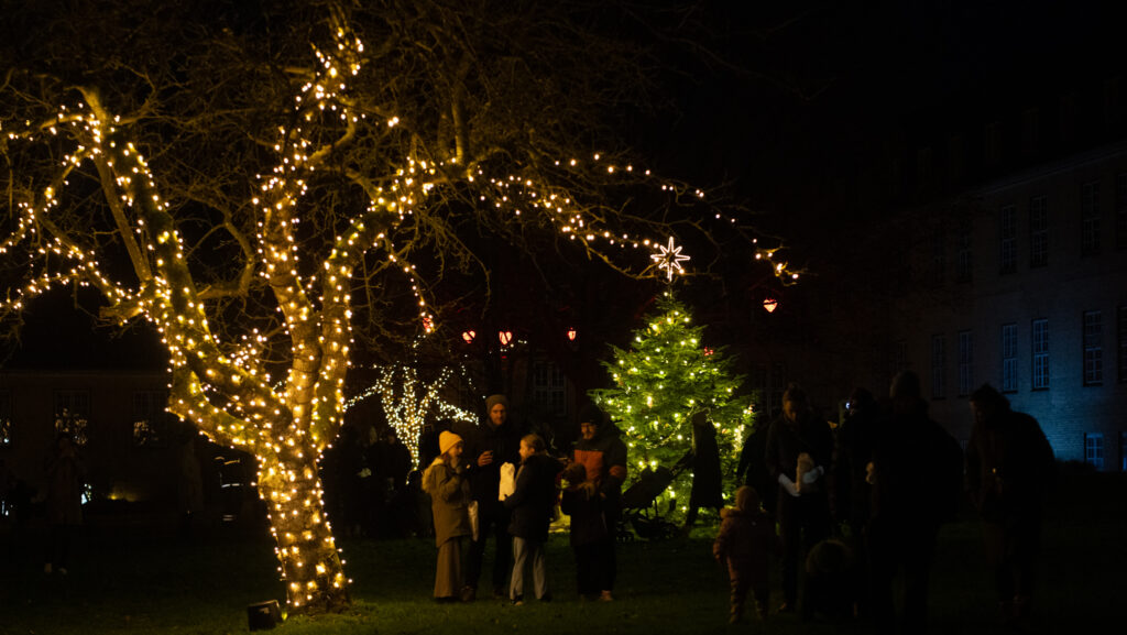 Jul i Augustenborg. BACHs FOTO