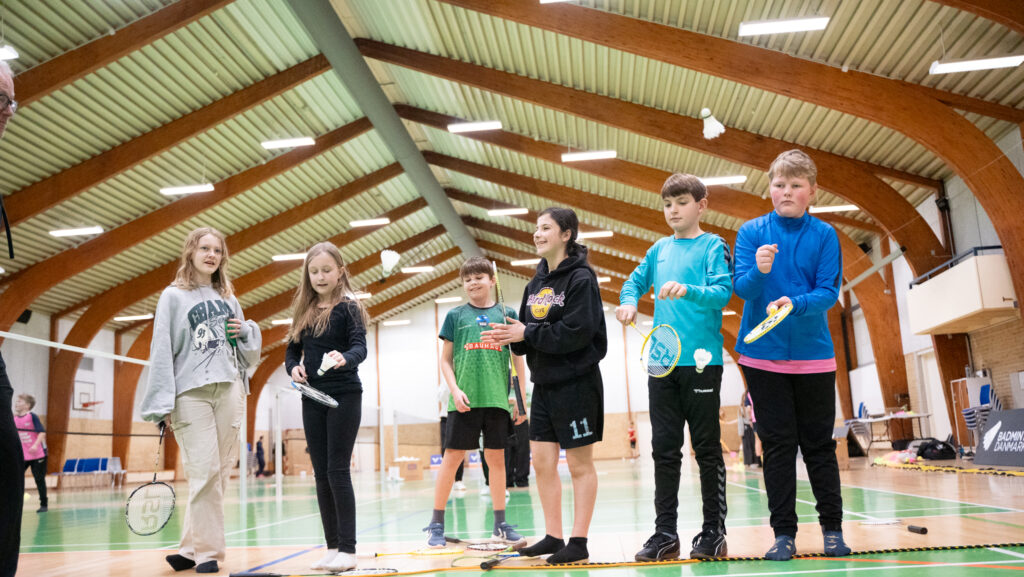 Sjov med badminton. Bachs Foto